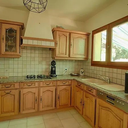 200 M De La La Liscia Tiuccia Βίλα